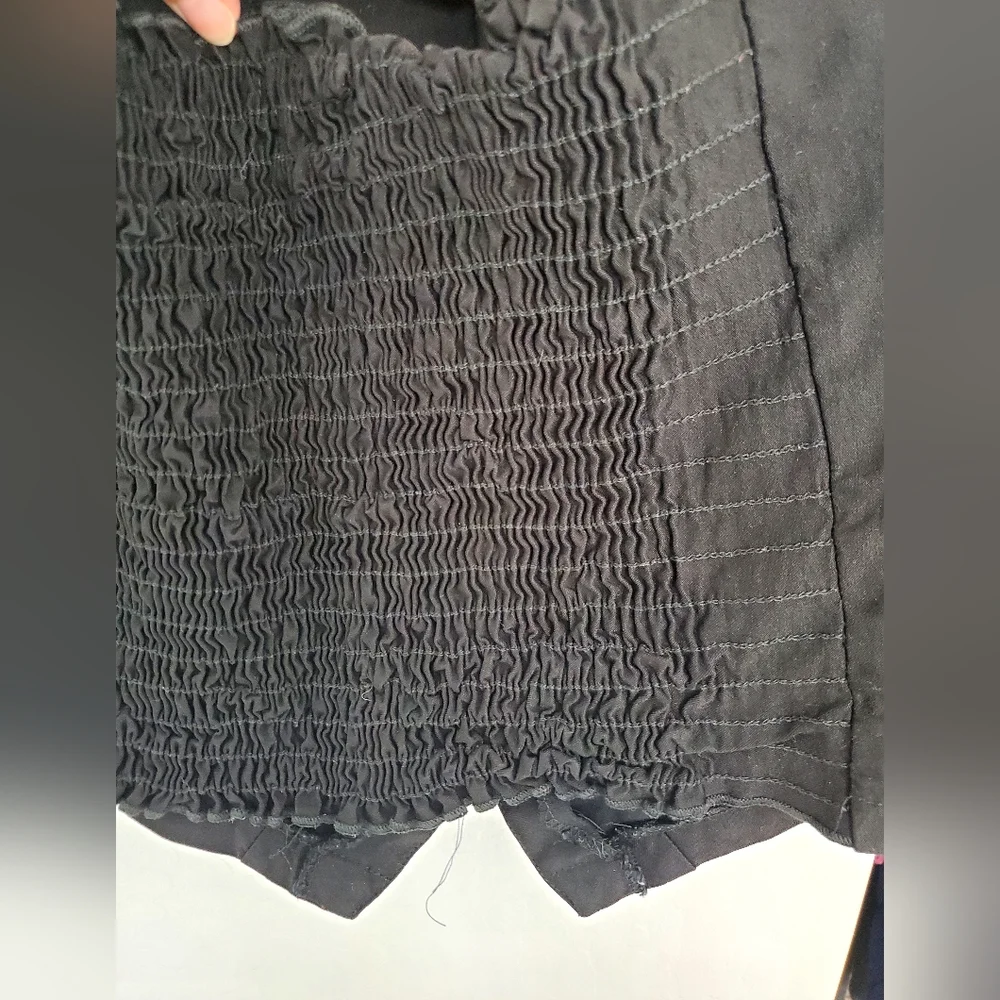 CUTE BLACK VEST - Picture 3 of 4